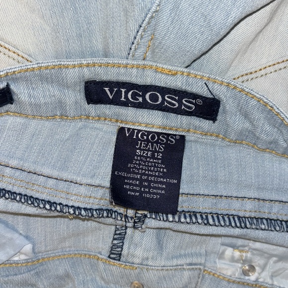 Vigoss Girls floral embroidery jeans shorts size 12 - Picture 2 of 3